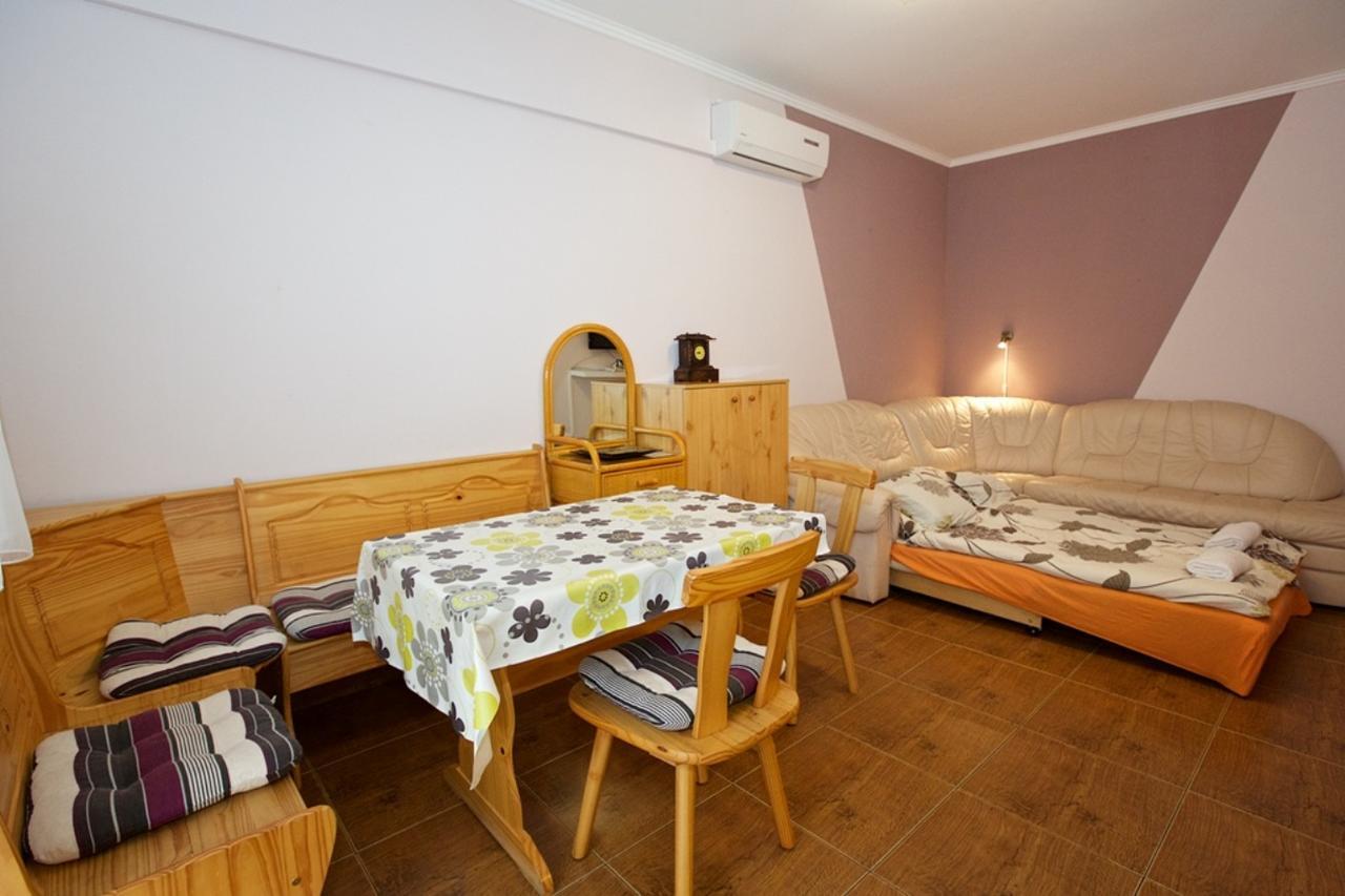 Zoli Apartmanok-Maya Koelcsey 34-36 Hajdúszoboszló Eksteriør billede
